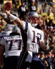 bradythrow.jpg (24745 bytes)